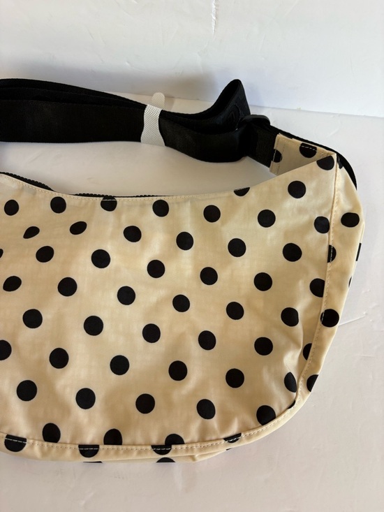 NWT BAGGU BAGGU Medium Nylon Crescent Bag -  Cream & Black Polka Dot - Picture 4 of 13